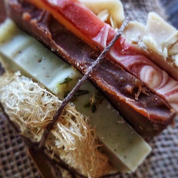 Sample Soap Gift Box - Picture 2 of 3